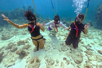 SNUBA Diving in Roatan – Beach Access